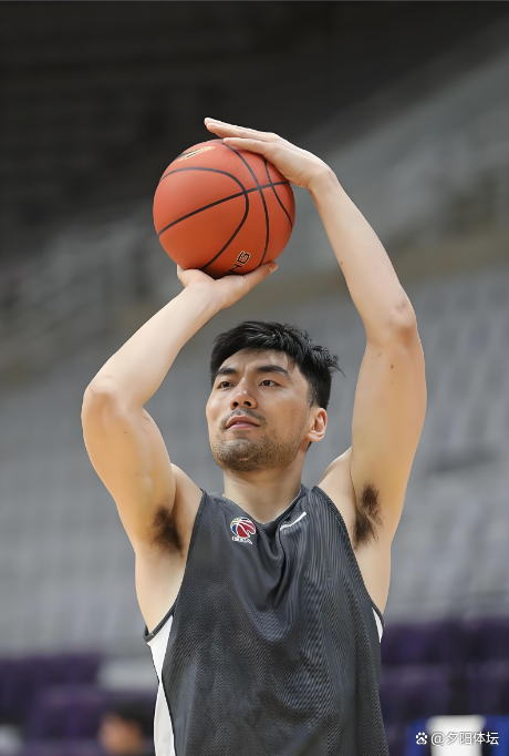 开云体育app-包含CBA常规赛清晨再迎强敌，犹他爵士防线松动，主帅态度——管理层满意，年轻球员得到机会的词条