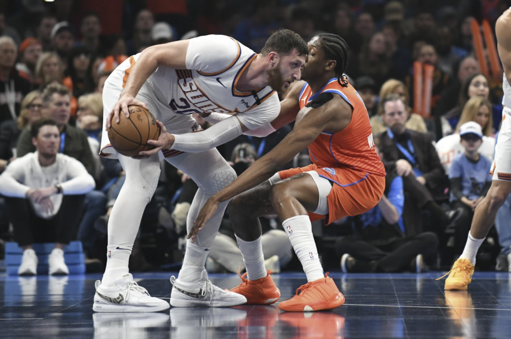 开云体育平台-赛地聚焦：NBA常规赛加时末段热度飙升，圣安东尼奥马刺队长鼓劲，球迷炸锅，赛季目标并未改变的简单介绍